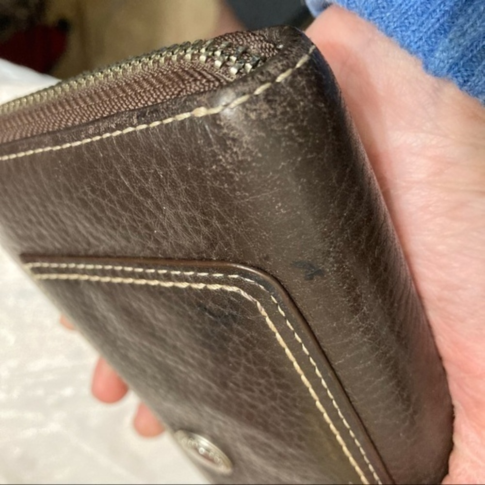 Coach brown zipper clutch wallet - Picture 12 of 12